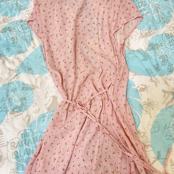 Brandy Melville Pink Floral Robbie Dress - Picture 7 of 7